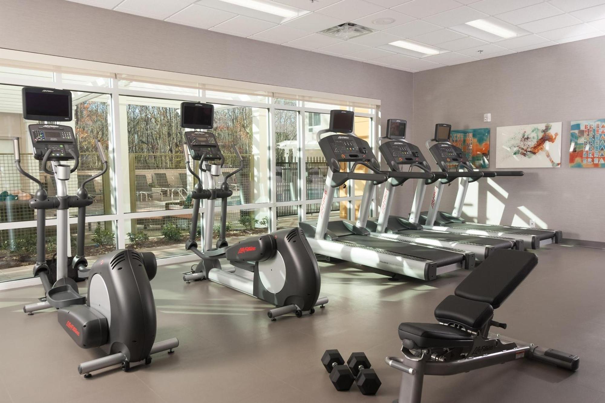 Towneplace Suites By Marriott Grand Rapids Airport Southeast Ngoại thất bức ảnh