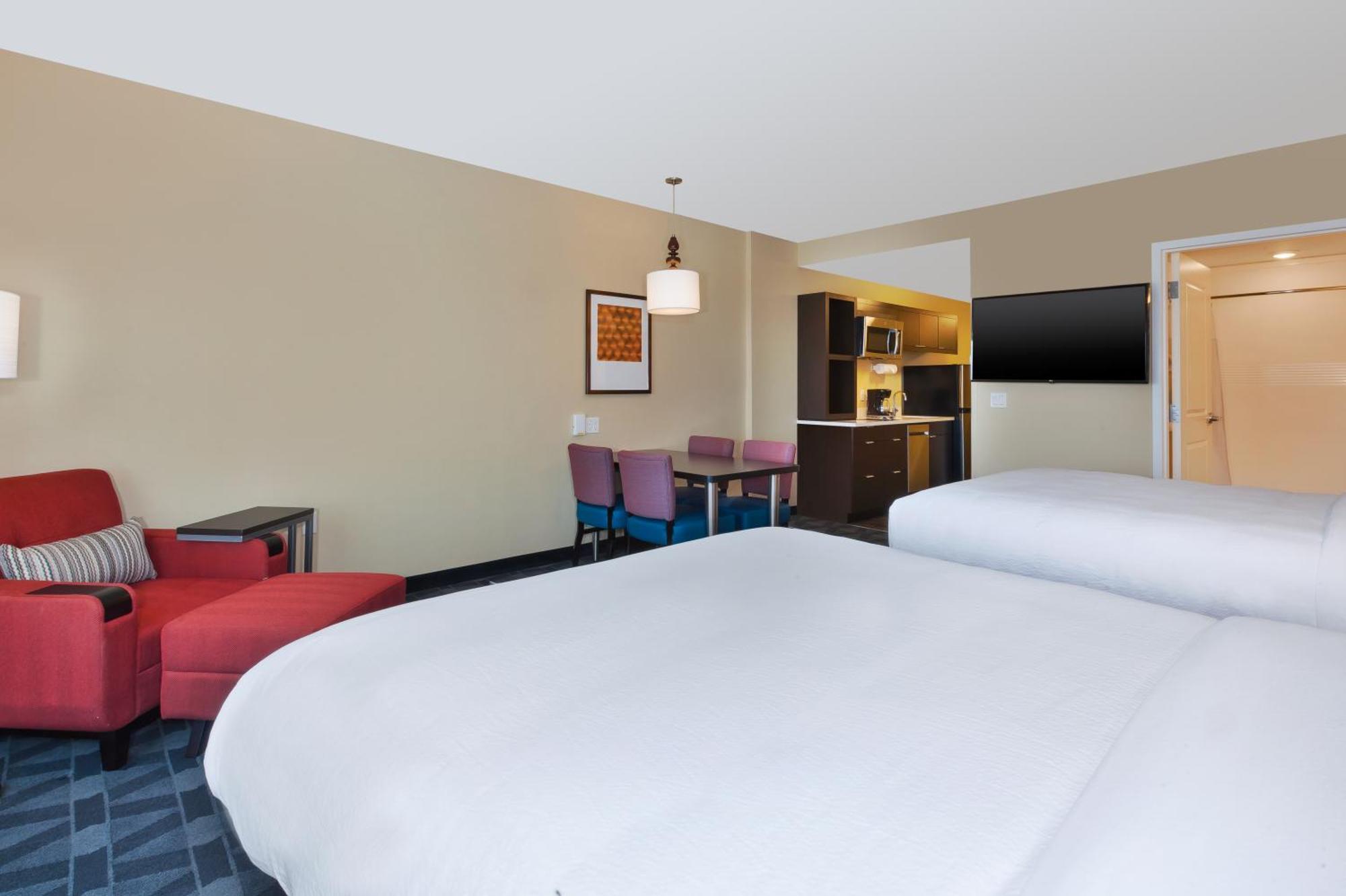 Towneplace Suites By Marriott Grand Rapids Airport Southeast Ngoại thất bức ảnh